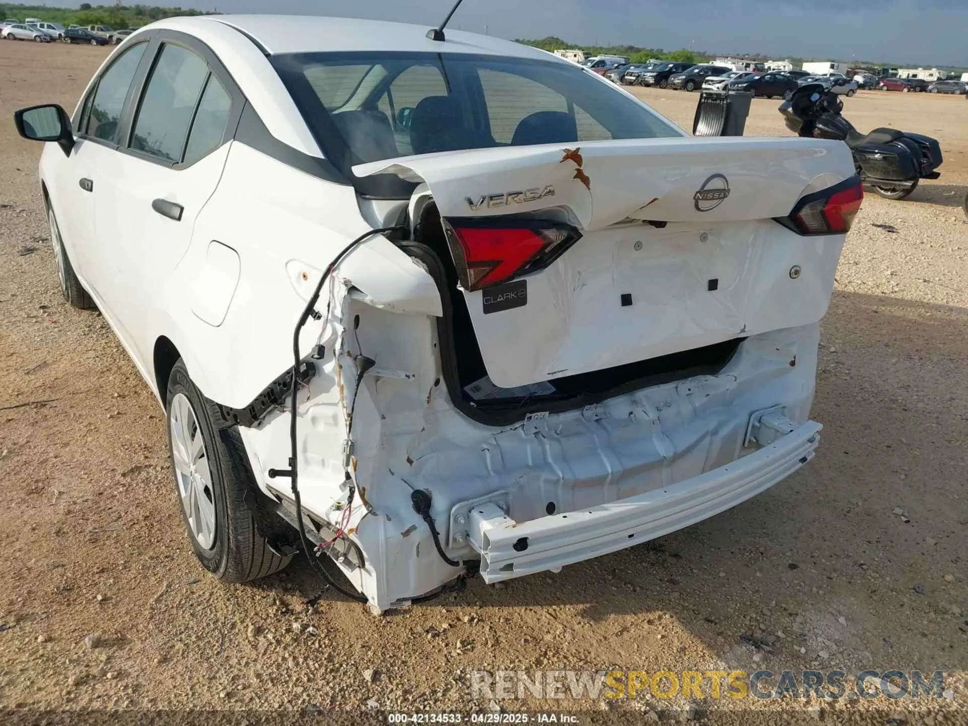 6 Photograph of a damaged car 3N1CN8DV3RL912000 NISSAN VERSA 2024