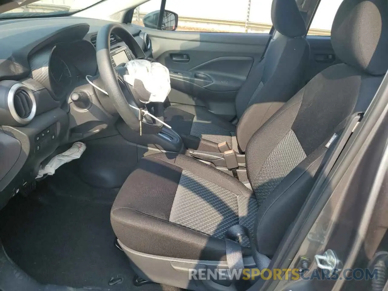 7 Photograph of a damaged car 3N1CN8DV3RL929086 NISSAN VERSA 2024