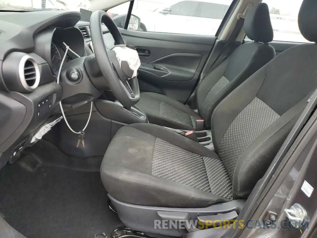 7 Фотография поврежденного автомобиля 3N1CN8DV4RL866905 NISSAN VERSA 2024