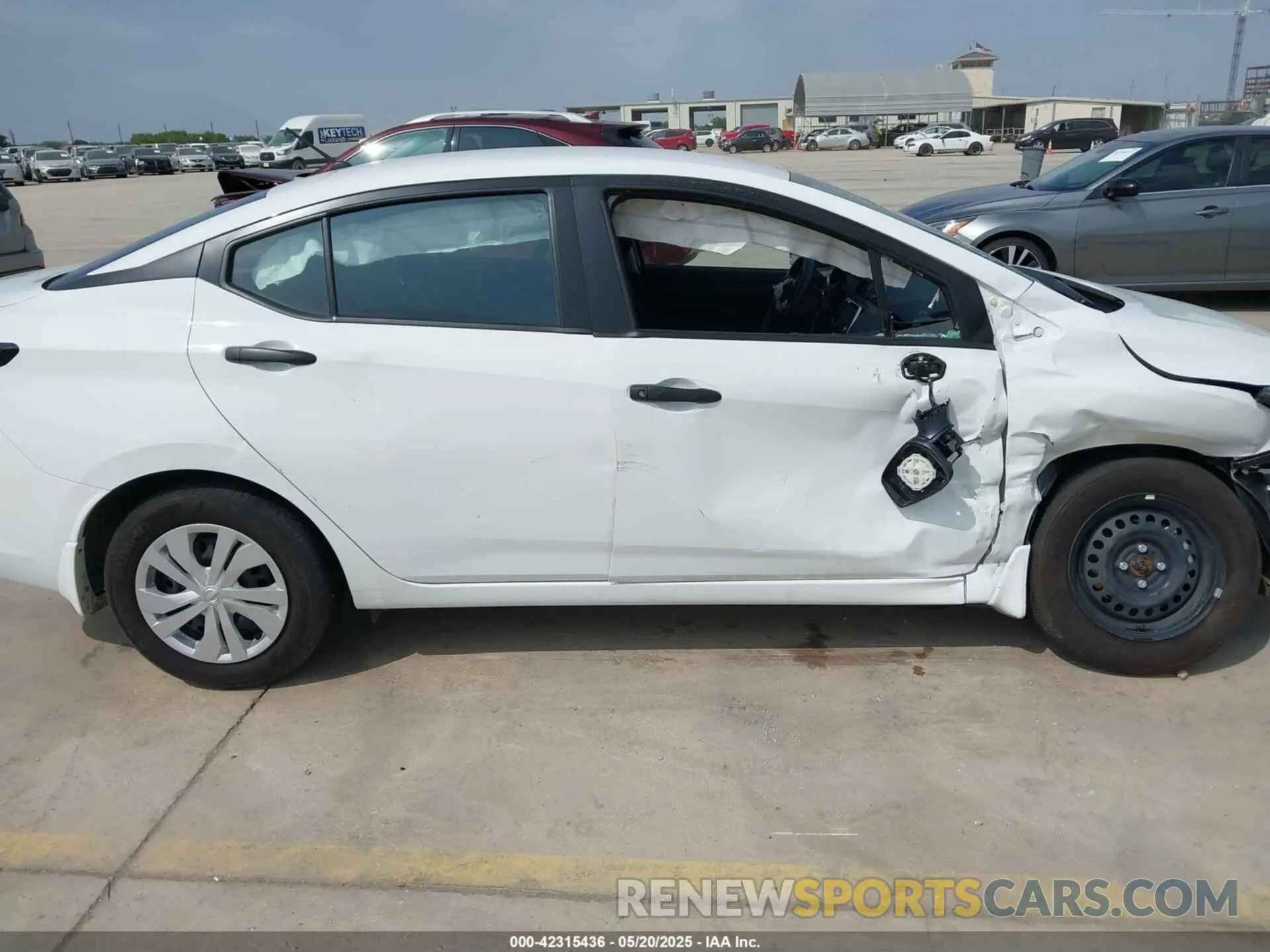 14 Фотография поврежденного автомобиля 3N1CN8DV4RL914225 NISSAN VERSA 2024