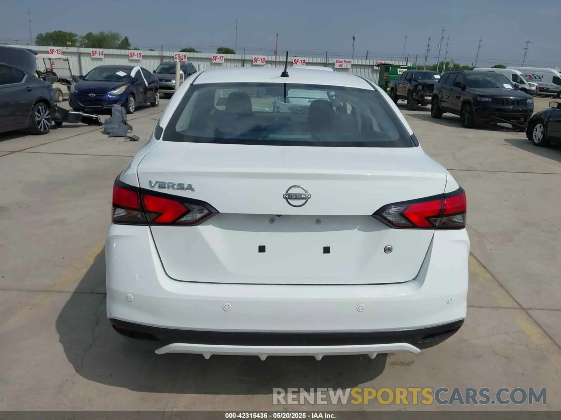 17 Фотография поврежденного автомобиля 3N1CN8DV4RL914225 NISSAN VERSA 2024