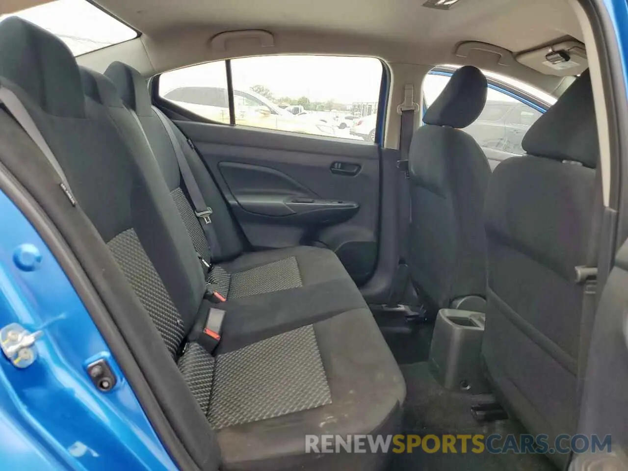 10 Photograph of a damaged car 3N1CN8DV5RL910037 NISSAN VERSA 2024