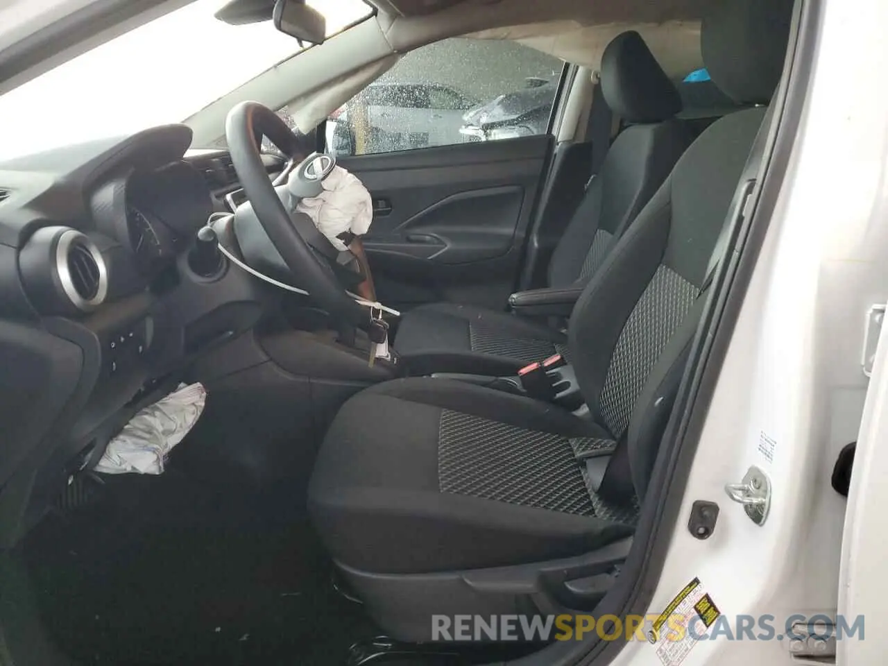7 Фотография поврежденного автомобиля 3N1CN8DV6RL878635 NISSAN VERSA 2024