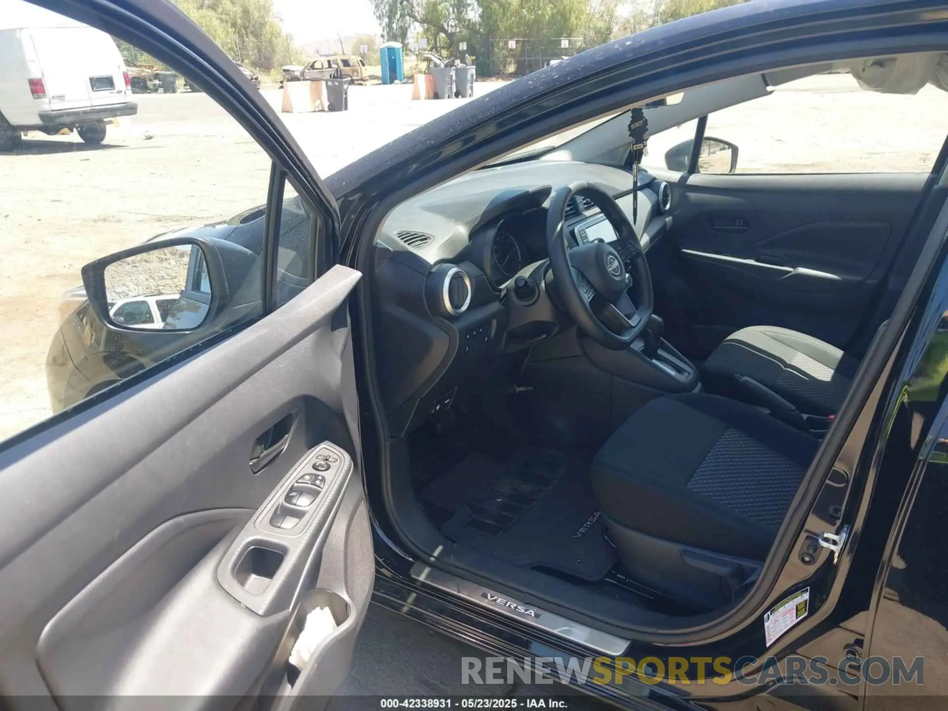 5 Фотография поврежденного автомобиля 3N1CN8DV7RL906667 NISSAN VERSA 2024