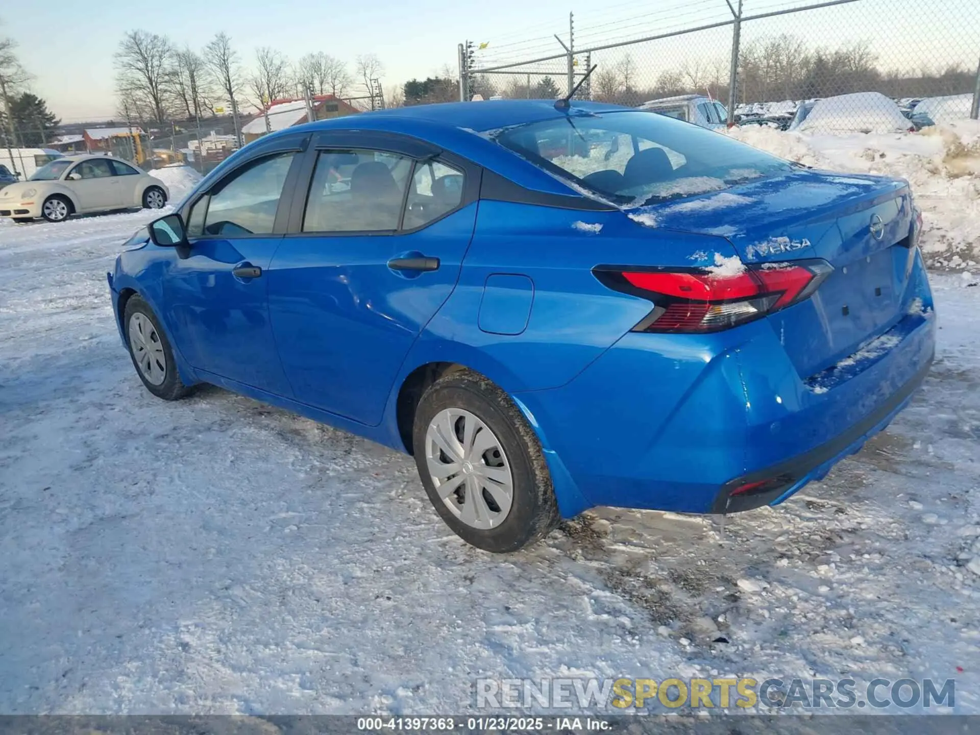 3 Фотография поврежденного автомобиля 3N1CN8DV8RL917435 NISSAN VERSA 2024