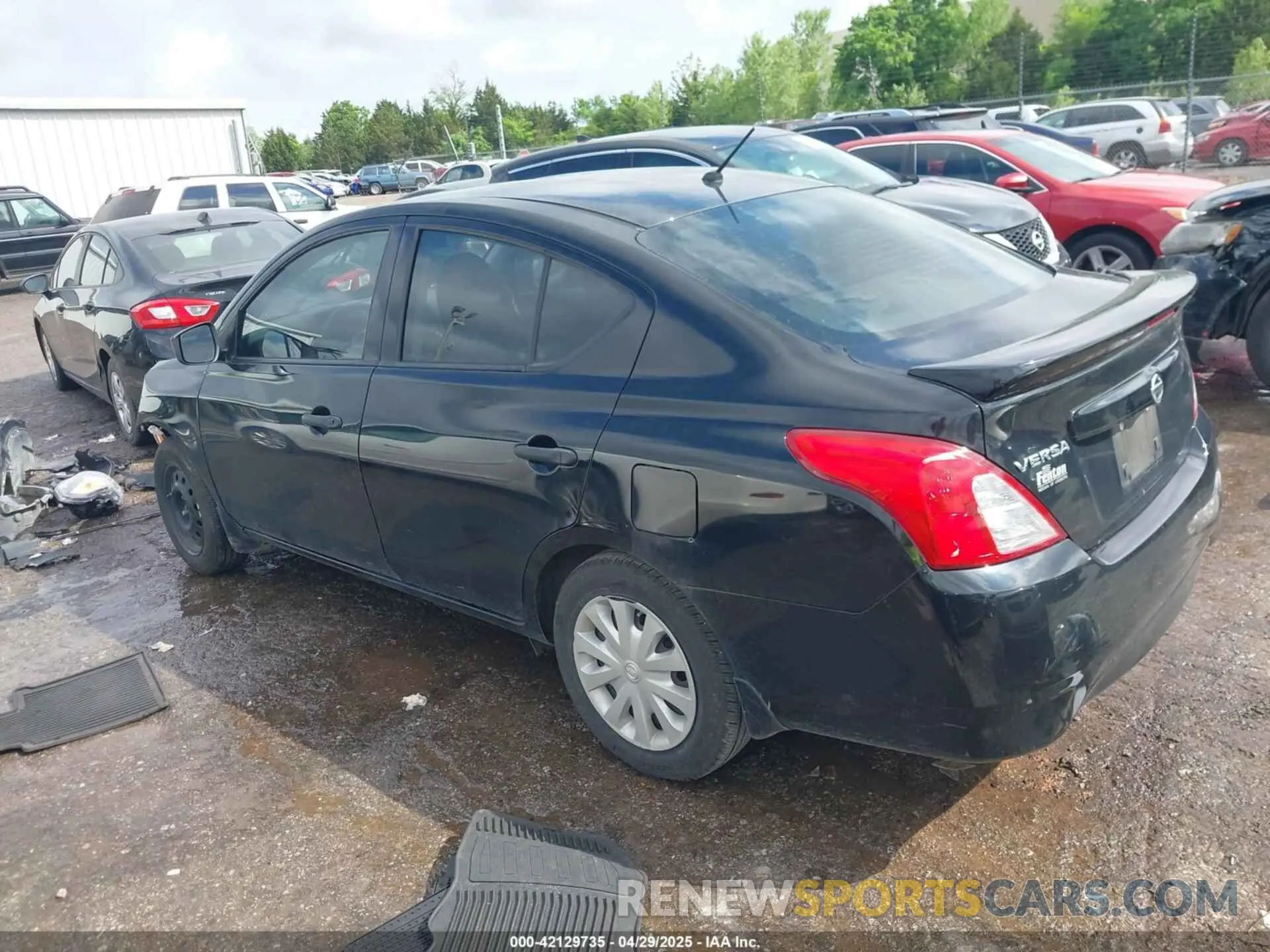 15 Photograph of a damaged car 3N1CN8DV8RL920982 NISSAN VERSA 2024