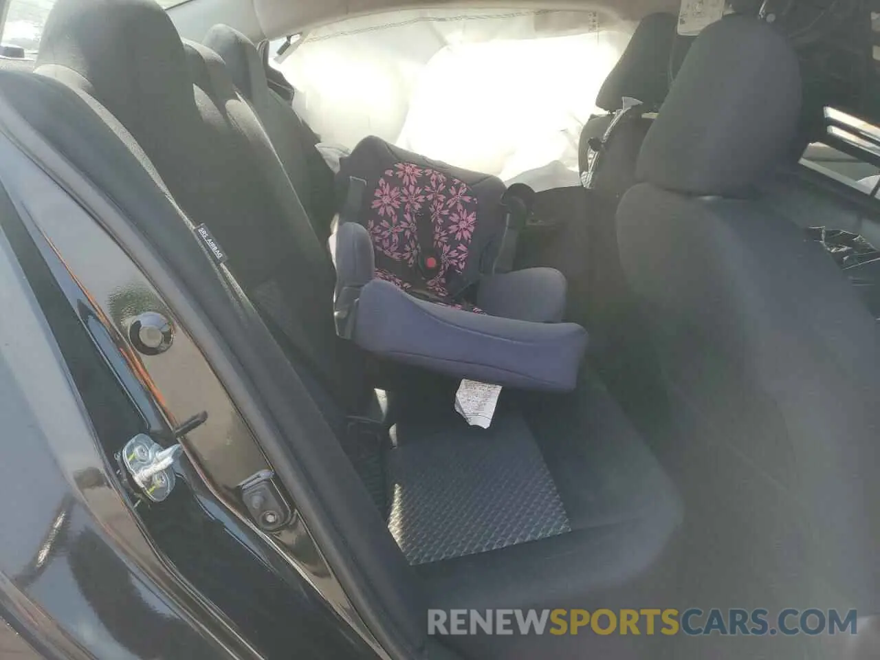 10 Photograph of a damaged car 3N1CN8DV8RL927835 NISSAN VERSA 2024