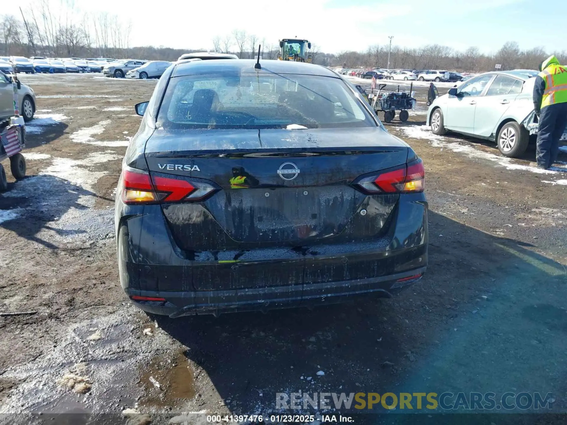16 Фотография поврежденного автомобиля 3N1CN8DVXRL835996 NISSAN VERSA 2024
