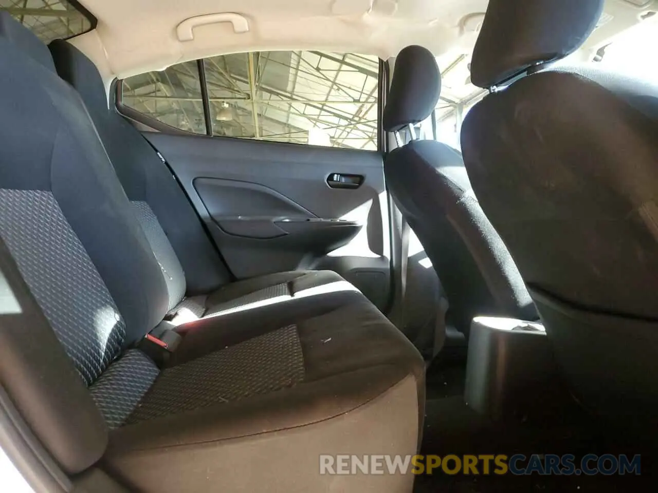 10 Фотография поврежденного автомобиля 3N1CN8DVXRL861465 NISSAN VERSA 2024