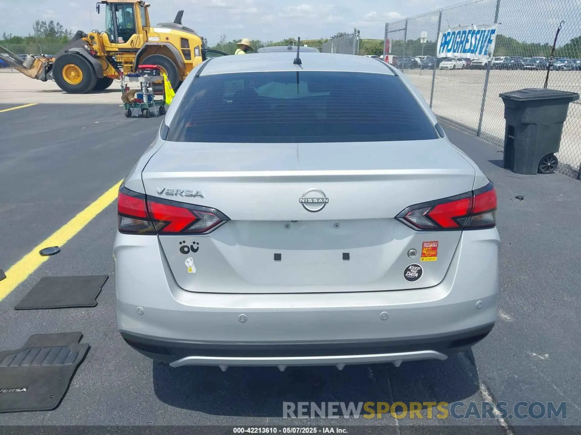 16 Photograph of a damaged car 3N1CN8DVXRL905478 NISSAN VERSA 2024