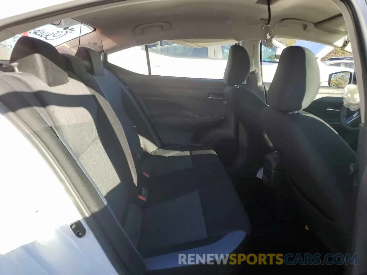 10 Photograph of a damaged car 3N1CN8EV0RL833897 NISSAN VERSA 2024
