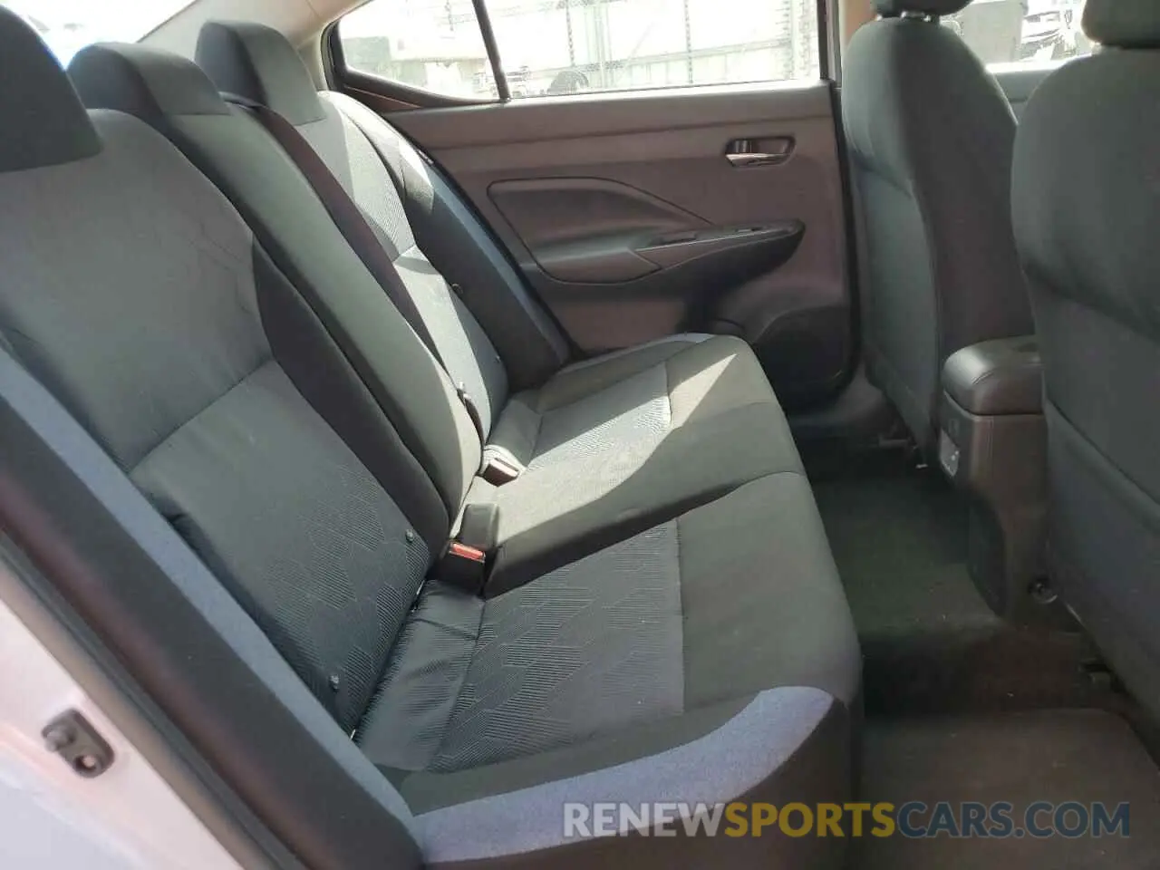 10 Photograph of a damaged car 3N1CN8EV2RL889520 NISSAN VERSA 2024