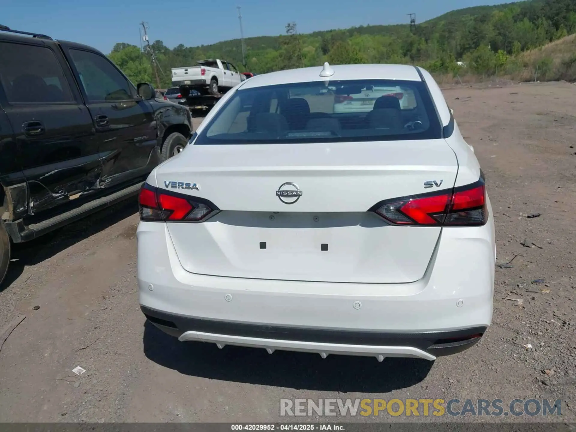 16 Фотография поврежденного автомобиля 3N1CN8EV8RL889974 NISSAN VERSA 2024