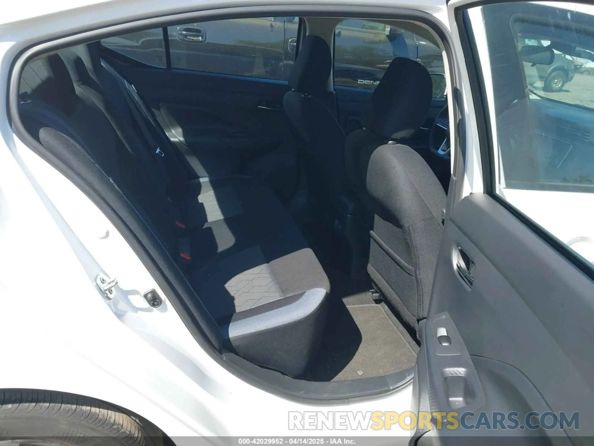 8 Фотография поврежденного автомобиля 3N1CN8EV8RL889974 NISSAN VERSA 2024