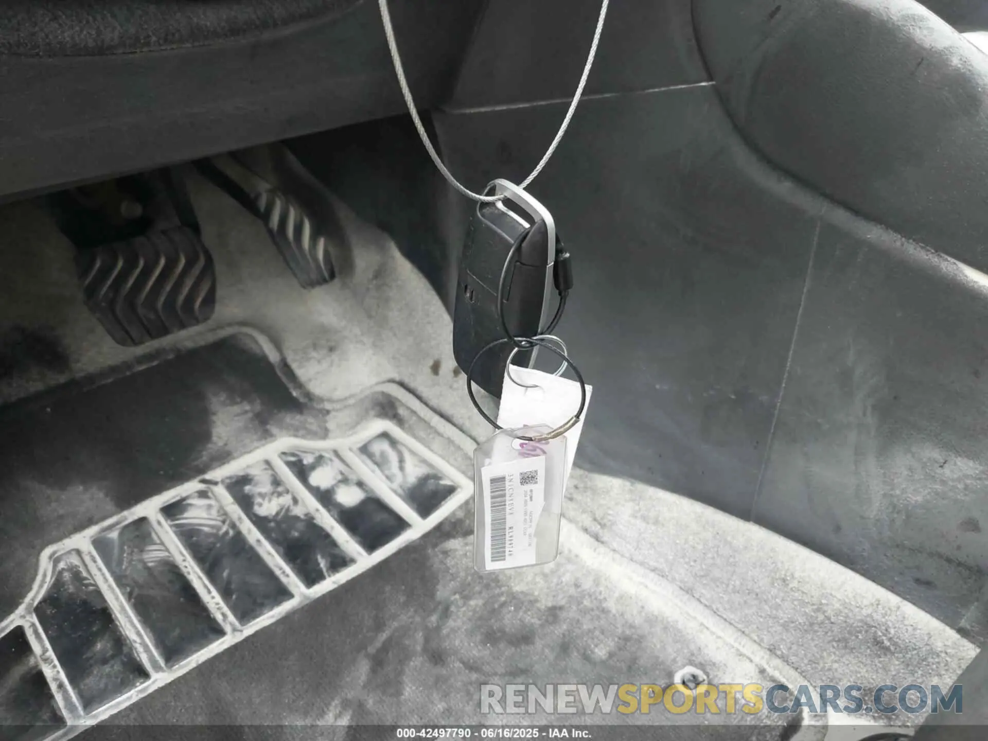 11 Photograph of a damaged car 3N1CN8EV8RL909740 NISSAN VERSA 2024