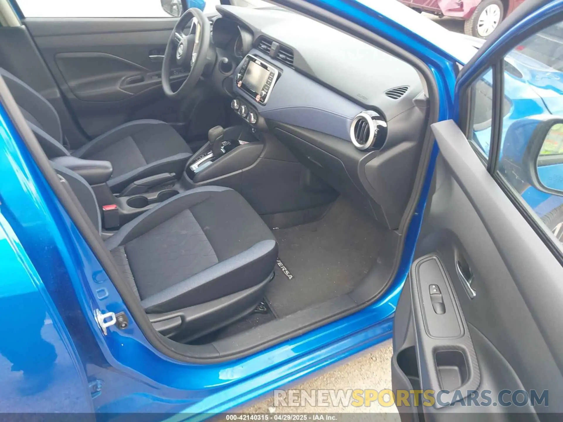 5 Photograph of a damaged car 3N1CN8EV9RL905678 NISSAN VERSA 2024