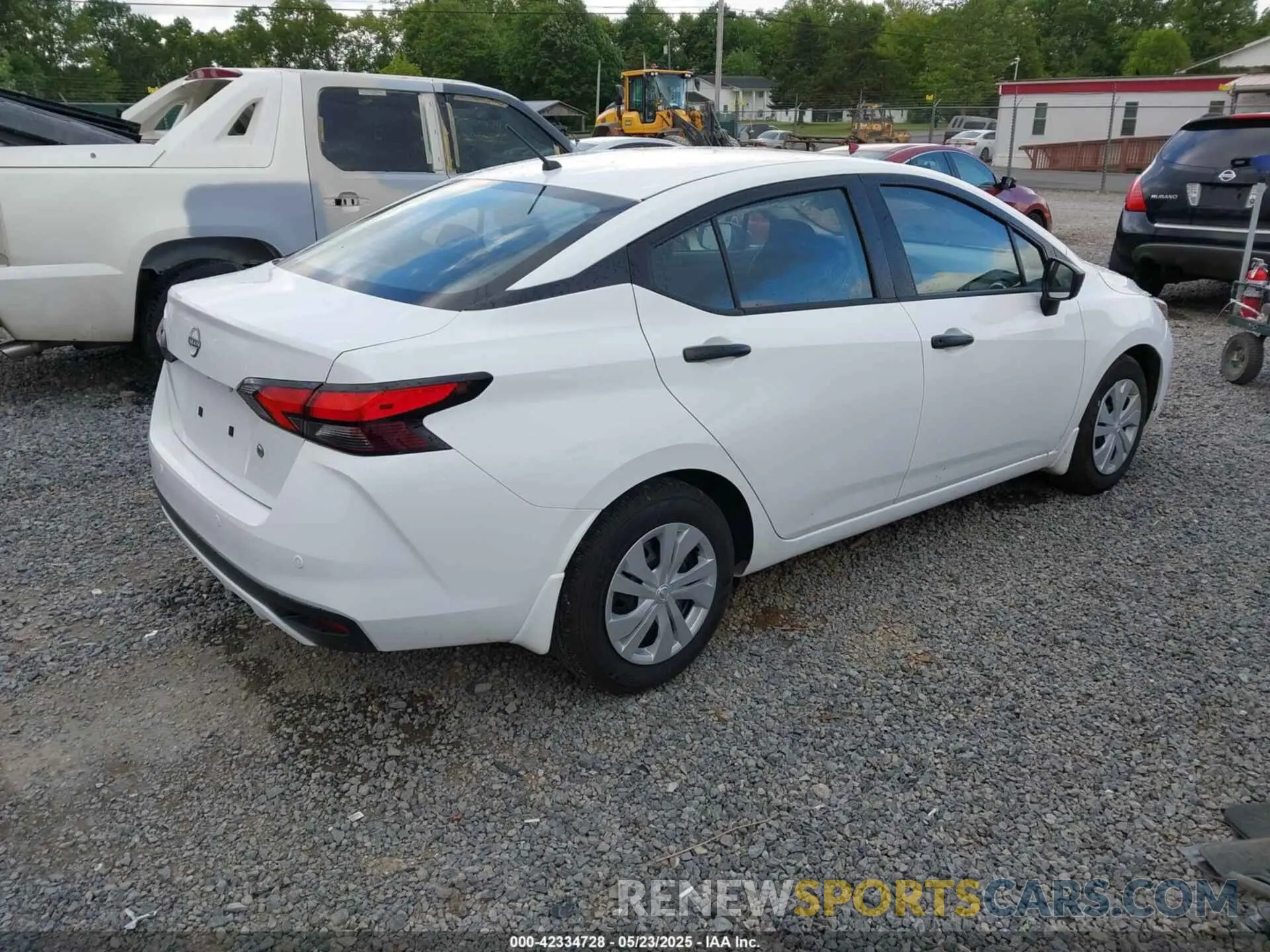4 Фотография поврежденного автомобиля 3N1CN8DV1SL820647 NISSAN VERSA 2025