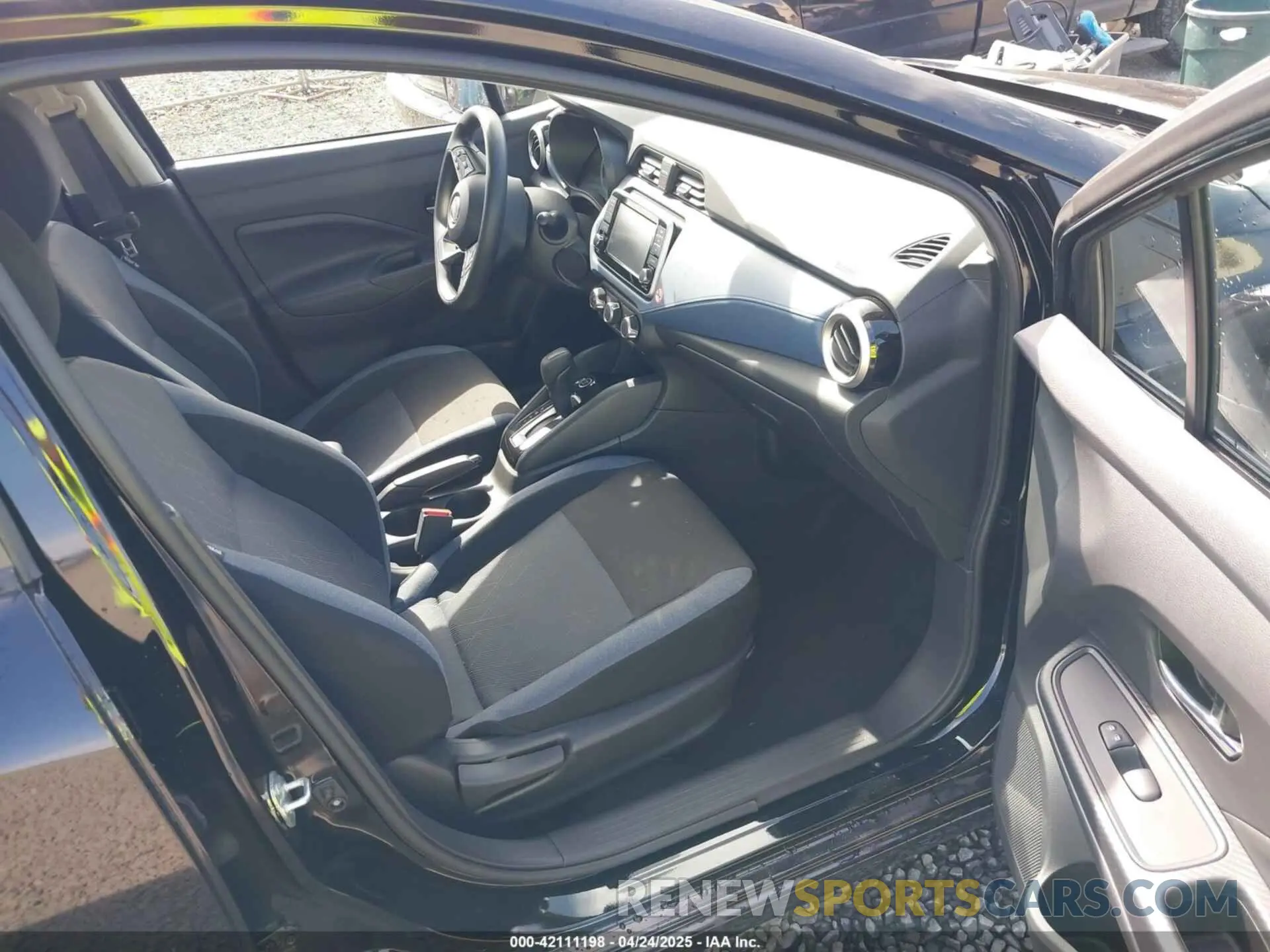 5 Фотография поврежденного автомобиля 3N1CN8EV0SL837339 NISSAN VERSA 2025