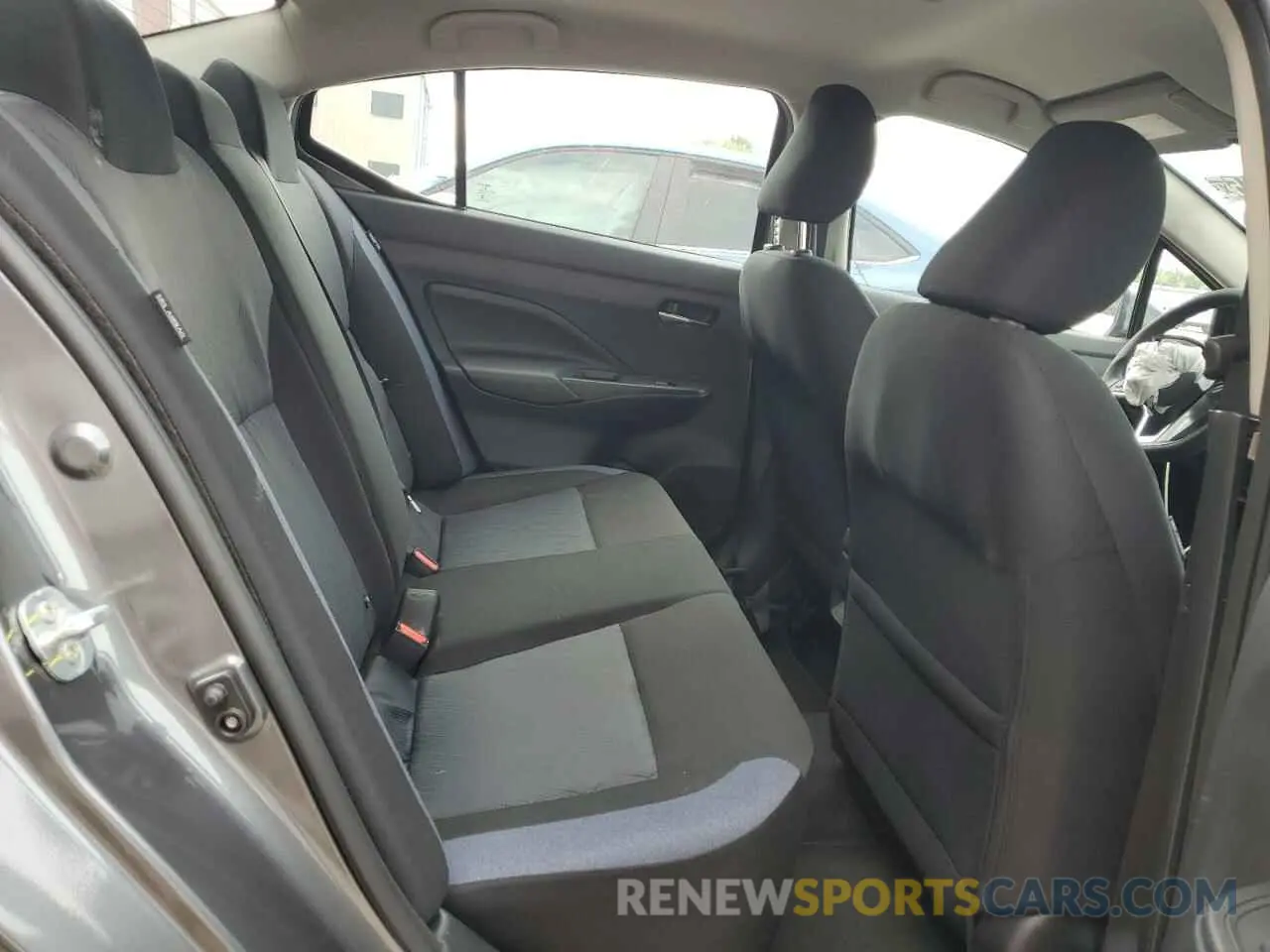10 Фотография поврежденного автомобиля 3N1CN8EV1SL848673 NISSAN VERSA 2025
