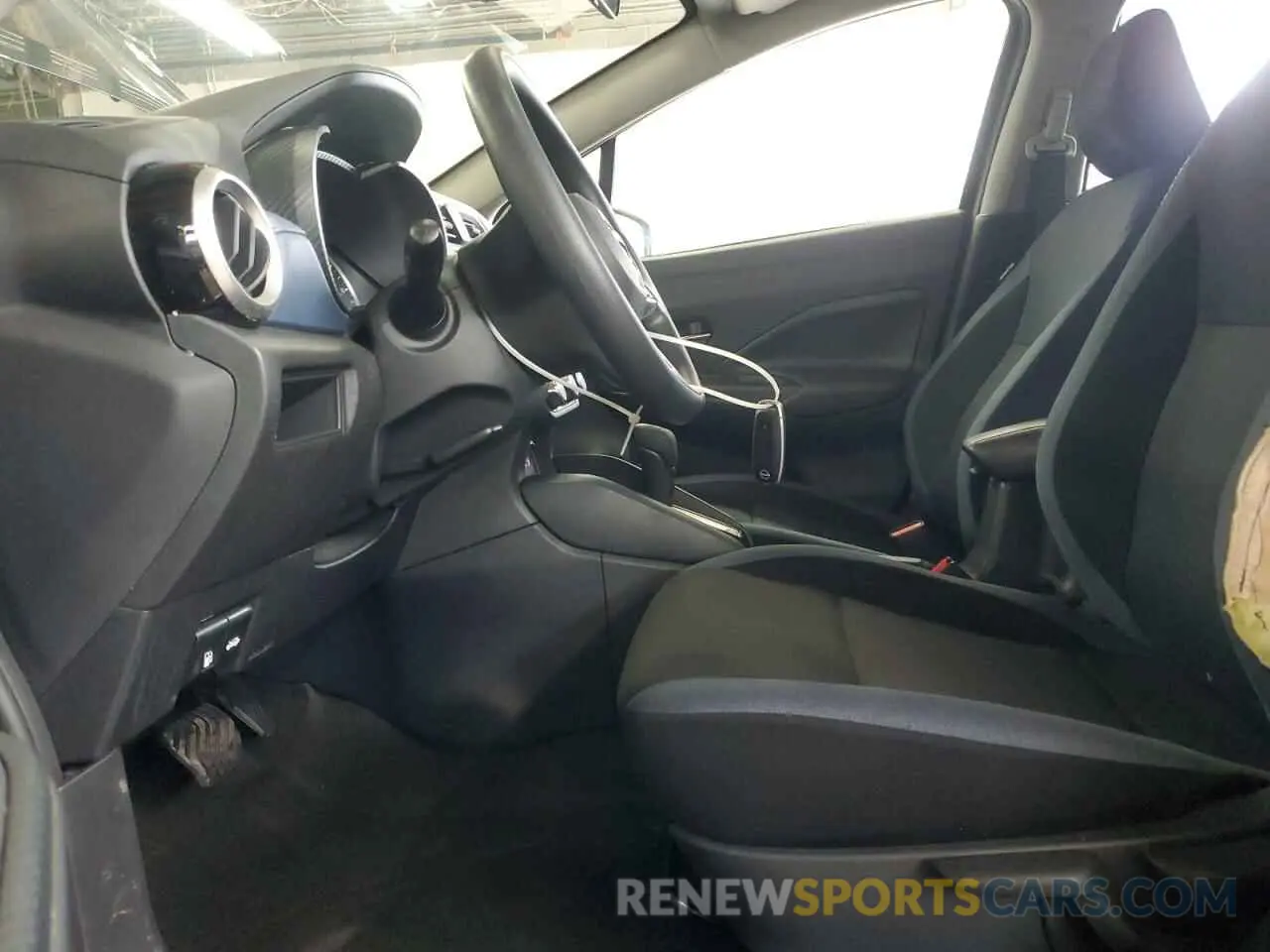 7 Photograph of a damaged car 3N1CN8EV3SL814377 NISSAN VERSA 2025