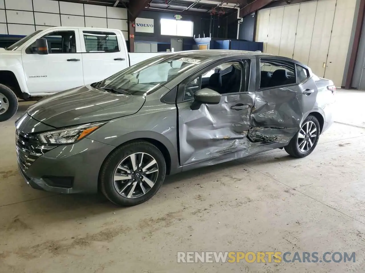1 Фотография поврежденного автомобиля 3N1CN8EV4SL825243 NISSAN VERSA 2025