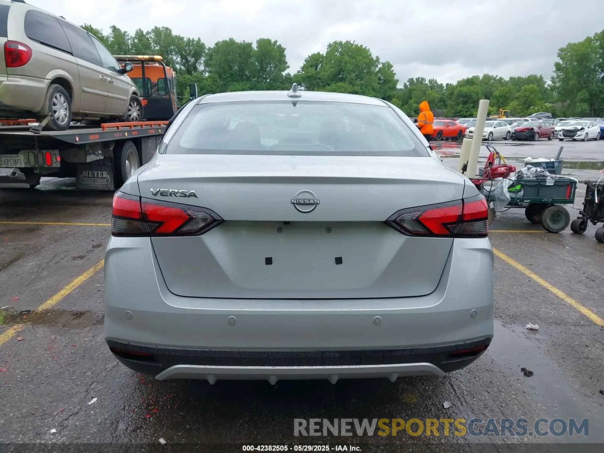 16 Photograph of a damaged car 3N1CN8EV7SL819291 NISSAN VERSA 2025