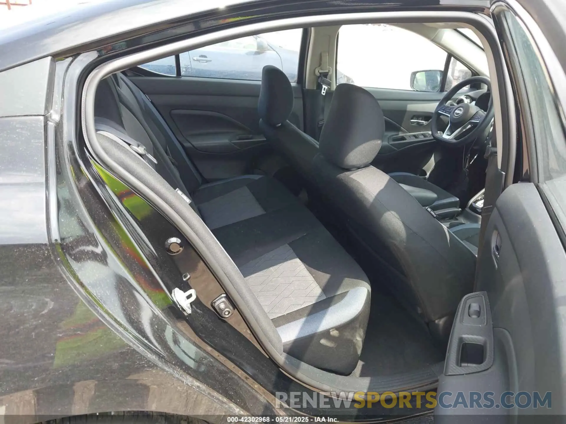 8 Фотография поврежденного автомобиля 3N1CN8EV8SL833913 NISSAN VERSA 2025