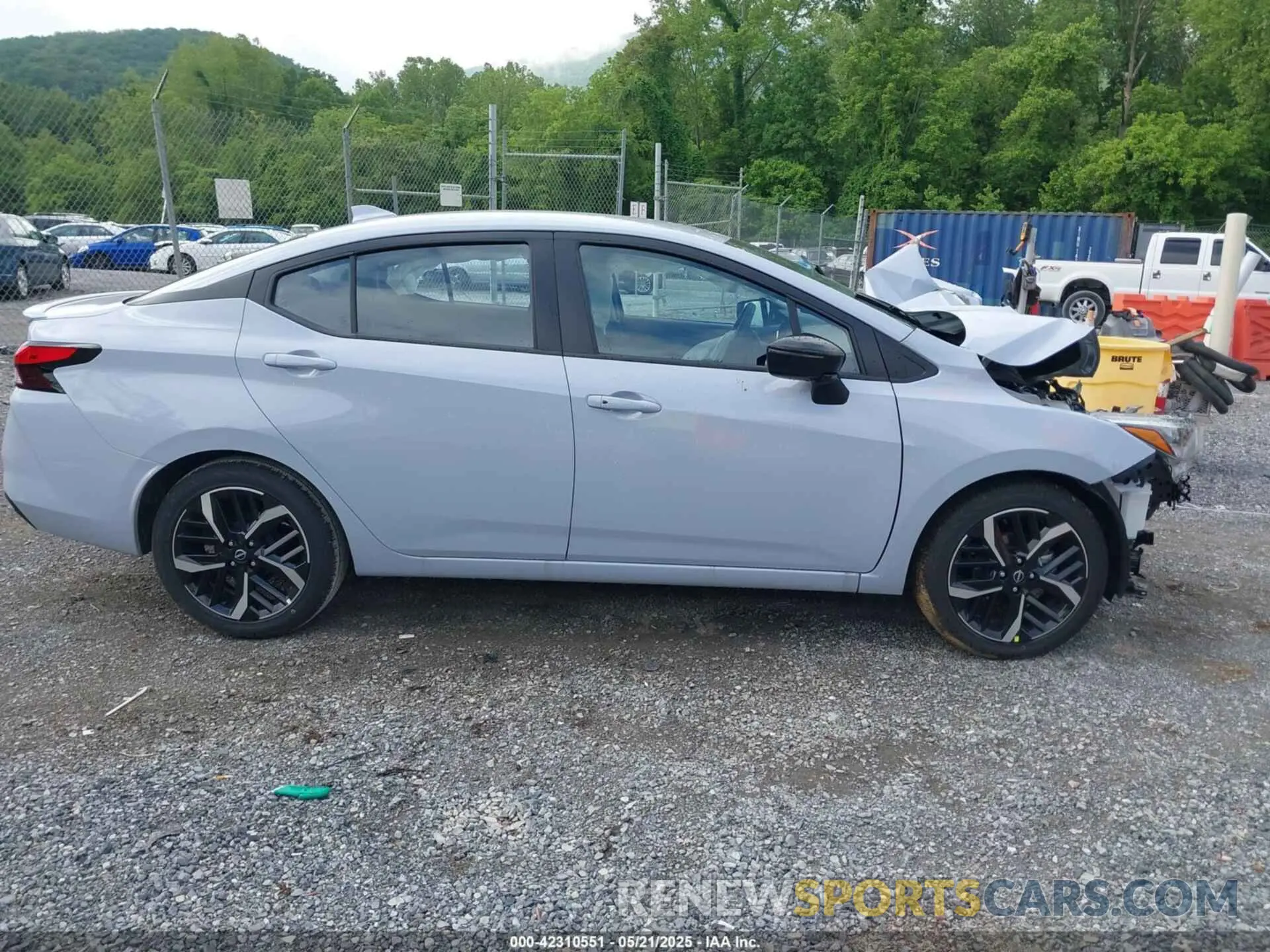 12 Фотография поврежденного автомобиля 3N1CN8FV8SL833750 NISSAN VERSA 2025