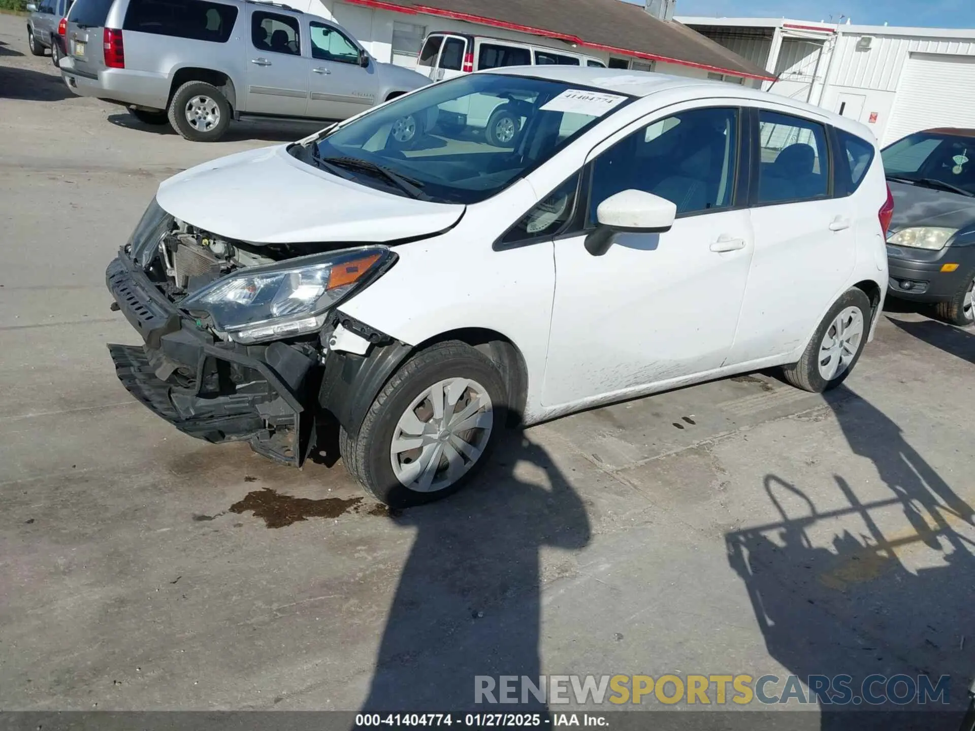 2 Фотография поврежденного автомобиля 3N1CE2CP1KL363757 NISSAN VERSA NOTE 2019