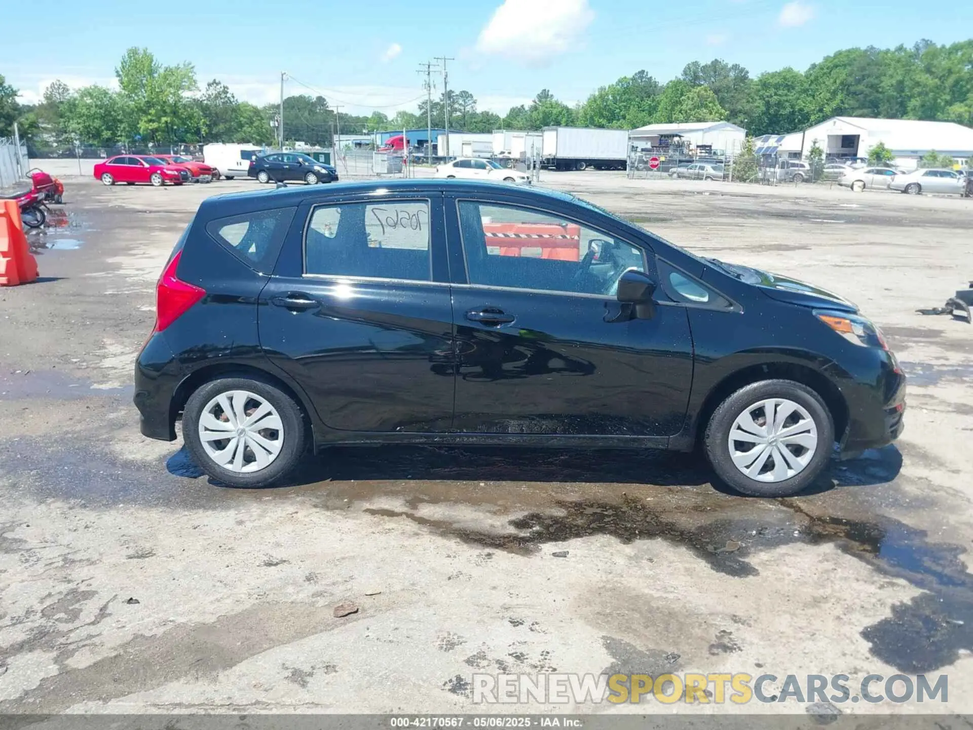 14 Photograph of a damaged car 3N1CE2CP3KL362898 NISSAN VERSA NOTE 2019