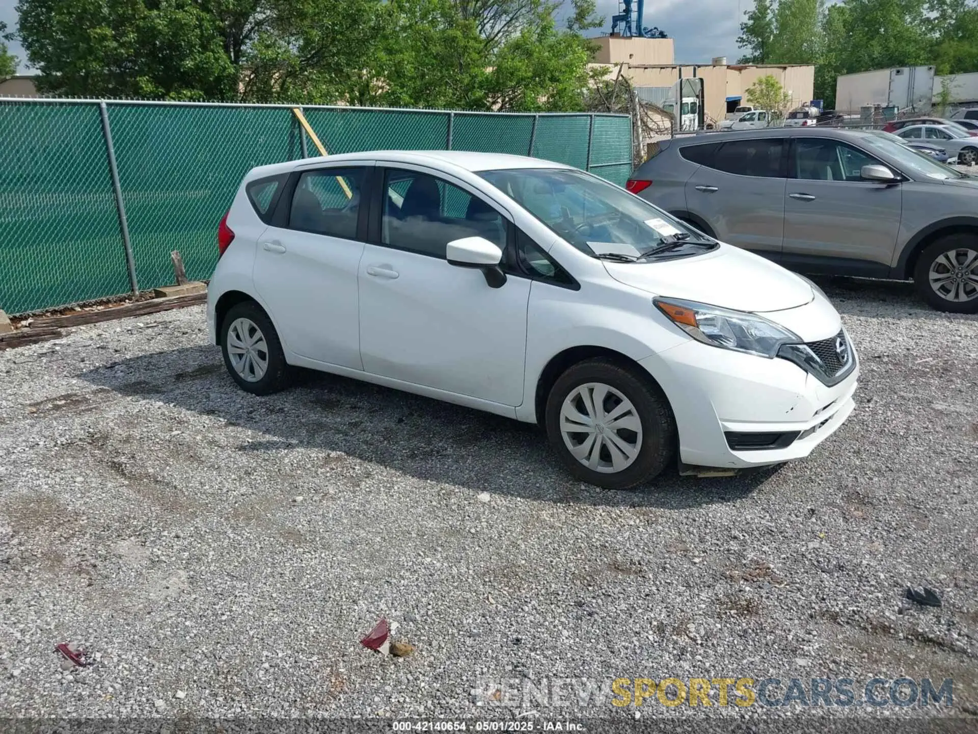 1 Photograph of a damaged car 3N1CE2CP4KL366202 NISSAN VERSA NOTE 2019