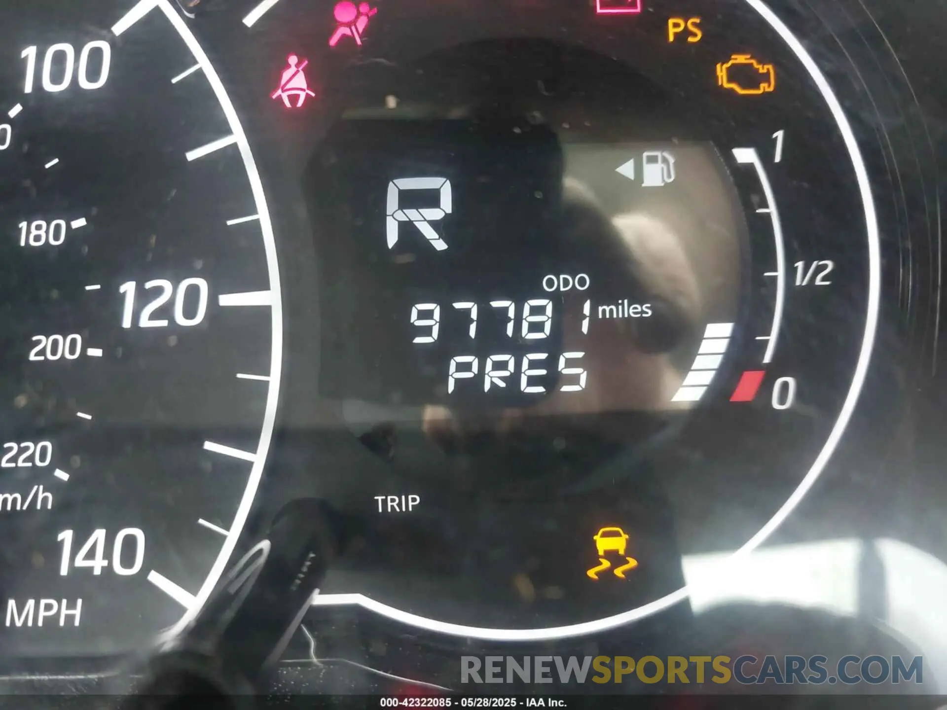16 Фотография поврежденного автомобиля 3N1CE2CP6KL361017 NISSAN VERSA NOTE 2019
