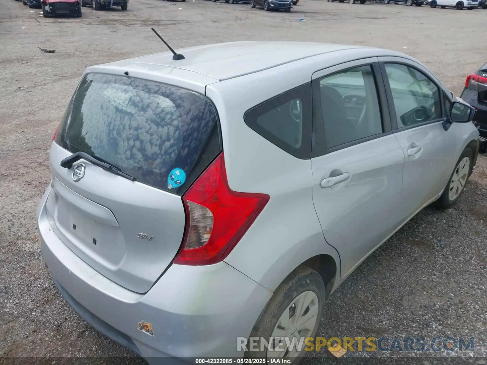 4 Фотография поврежденного автомобиля 3N1CE2CP6KL361017 NISSAN VERSA NOTE 2019