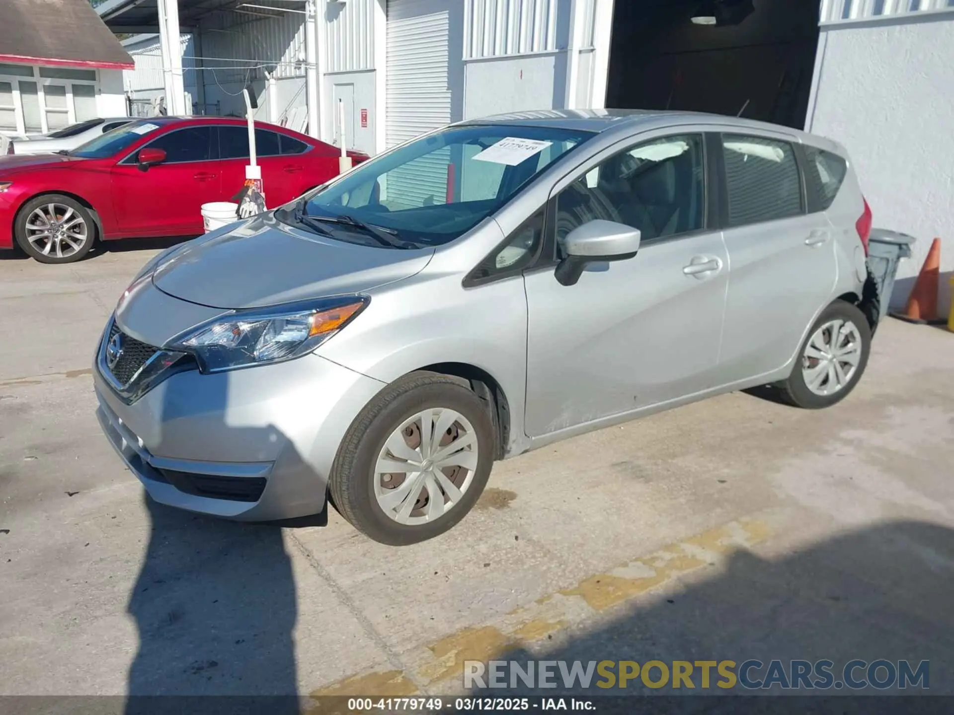 2 Фотография поврежденного автомобиля 3N1CE2CP7KL354058 NISSAN VERSA NOTE 2019