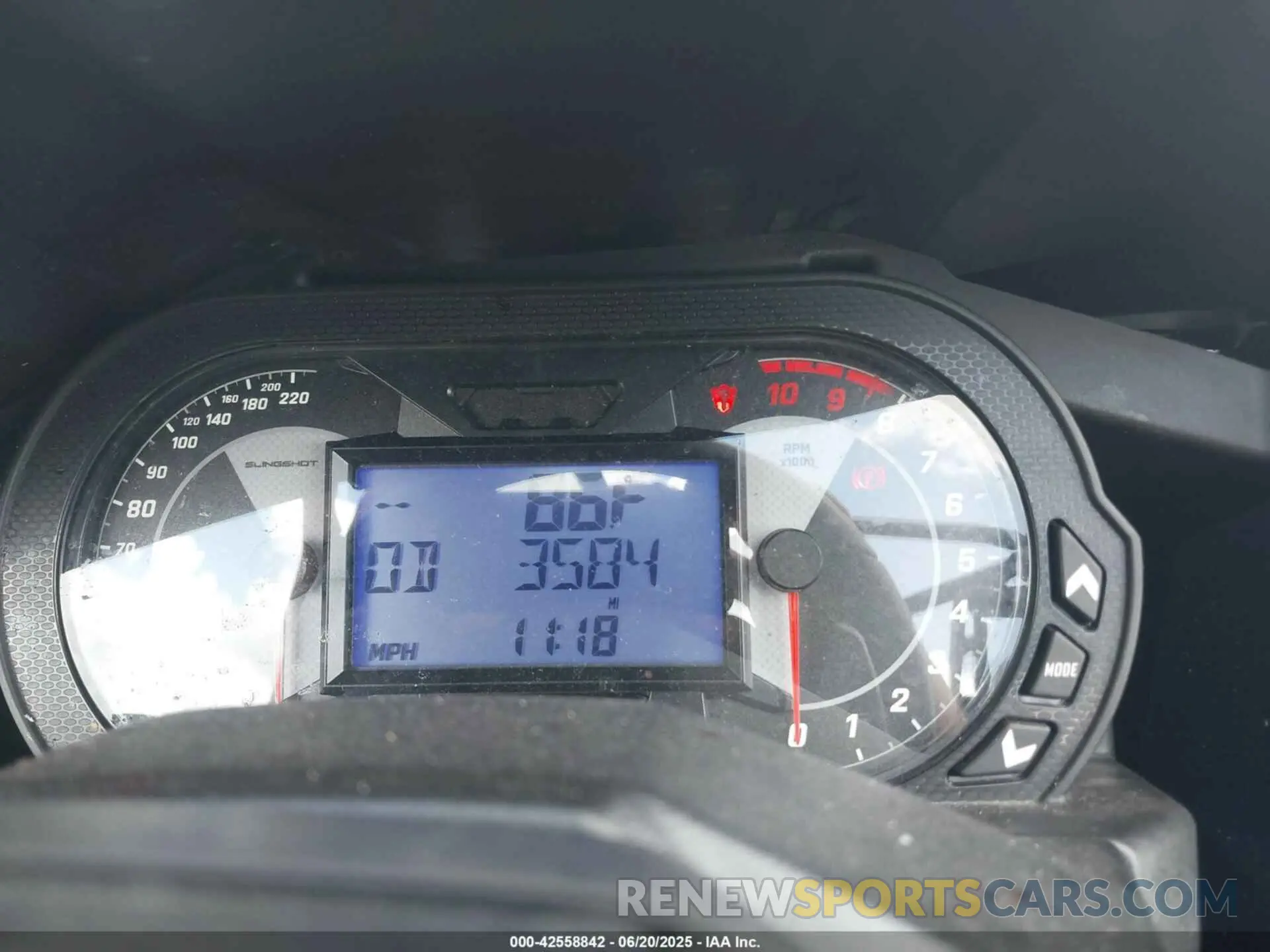 7 Photograph of a damaged car 57XAARHB7N8150036 POLARIS SLINGSHOT 2022