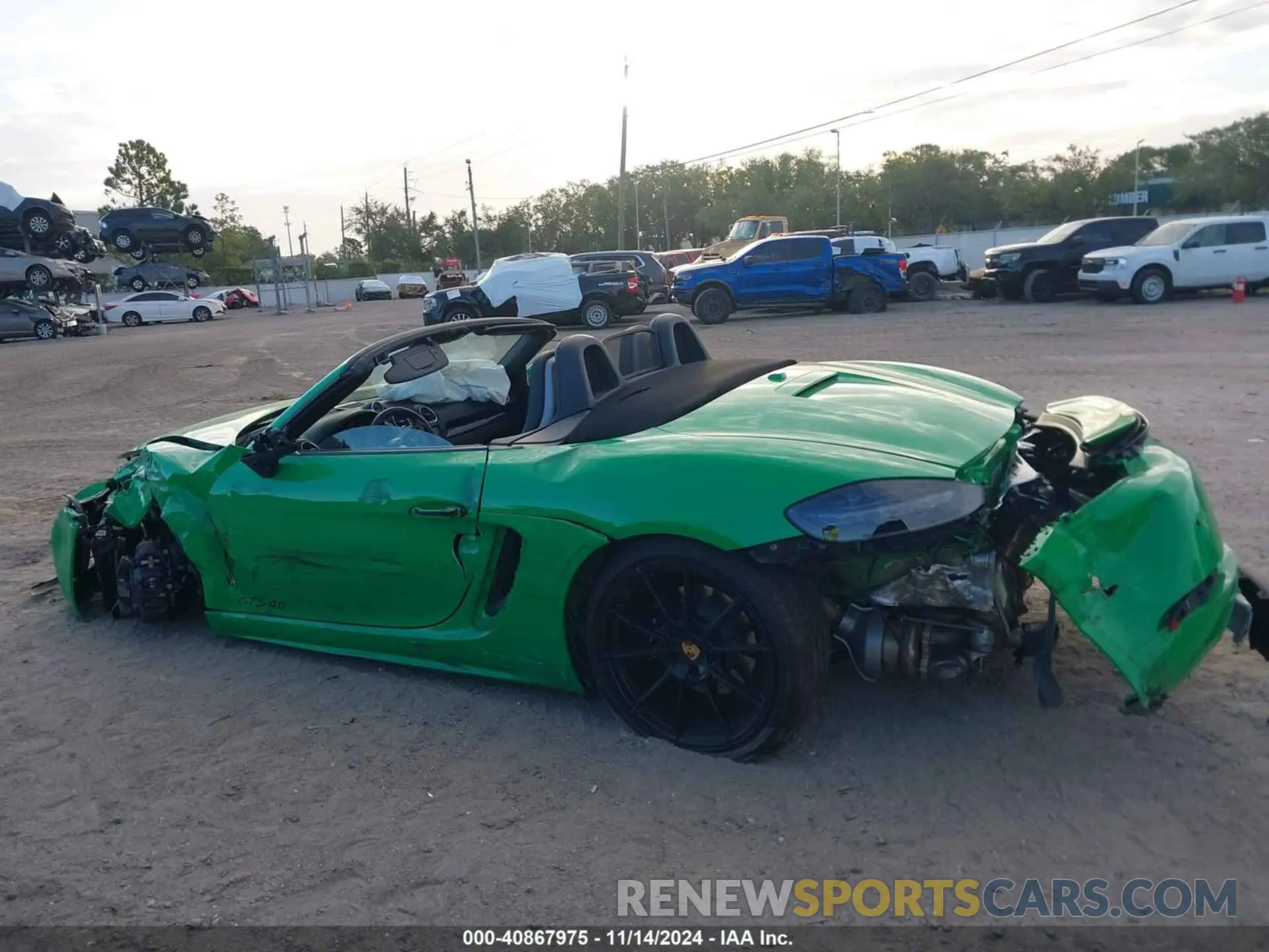 14 Photograph of a damaged car WP0CD2A88PS216243 PORSCHE 718 BOXSTER 2023