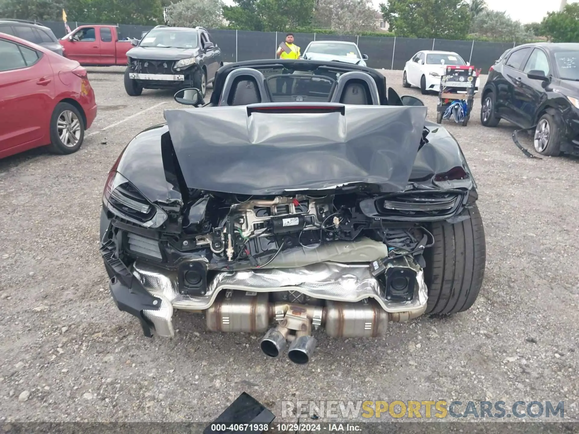6 Фотография поврежденного автомобиля WP0CB2A81RK223463 PORSCHE 718 BOXSTER 2024