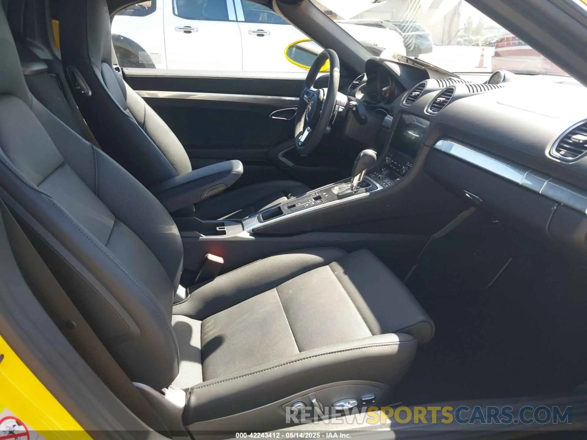 5 Фотография поврежденного автомобиля WP0CA2A84SK212207 PORSCHE 718 BOXSTER 2025