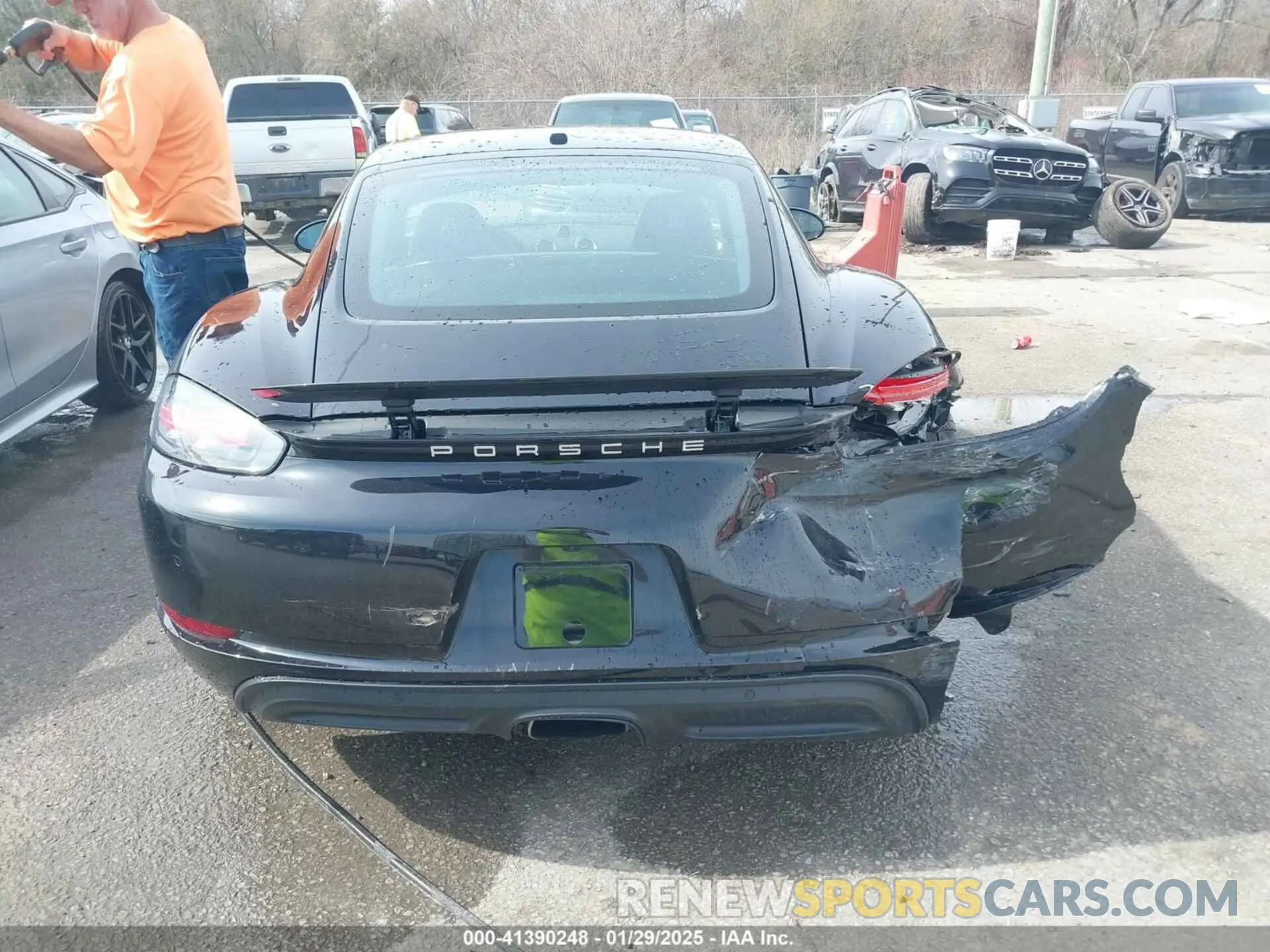 16 Photograph of a damaged car WP0AA2A89RK255443 PORSCHE 718 CAYMAN 2024