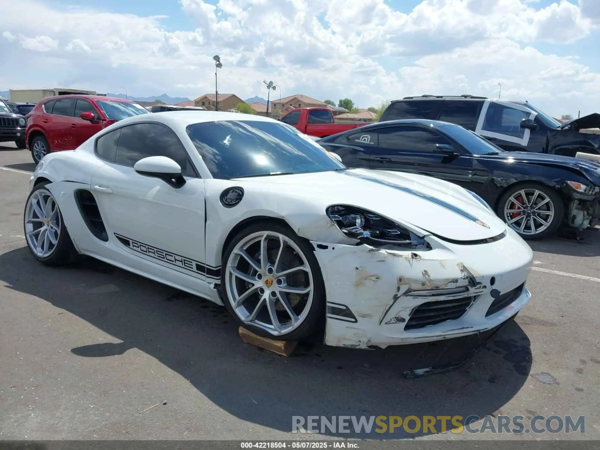 6 Photograph of a damaged car WP0AA2A83SK255637 PORSCHE 718 CAYMAN 2025