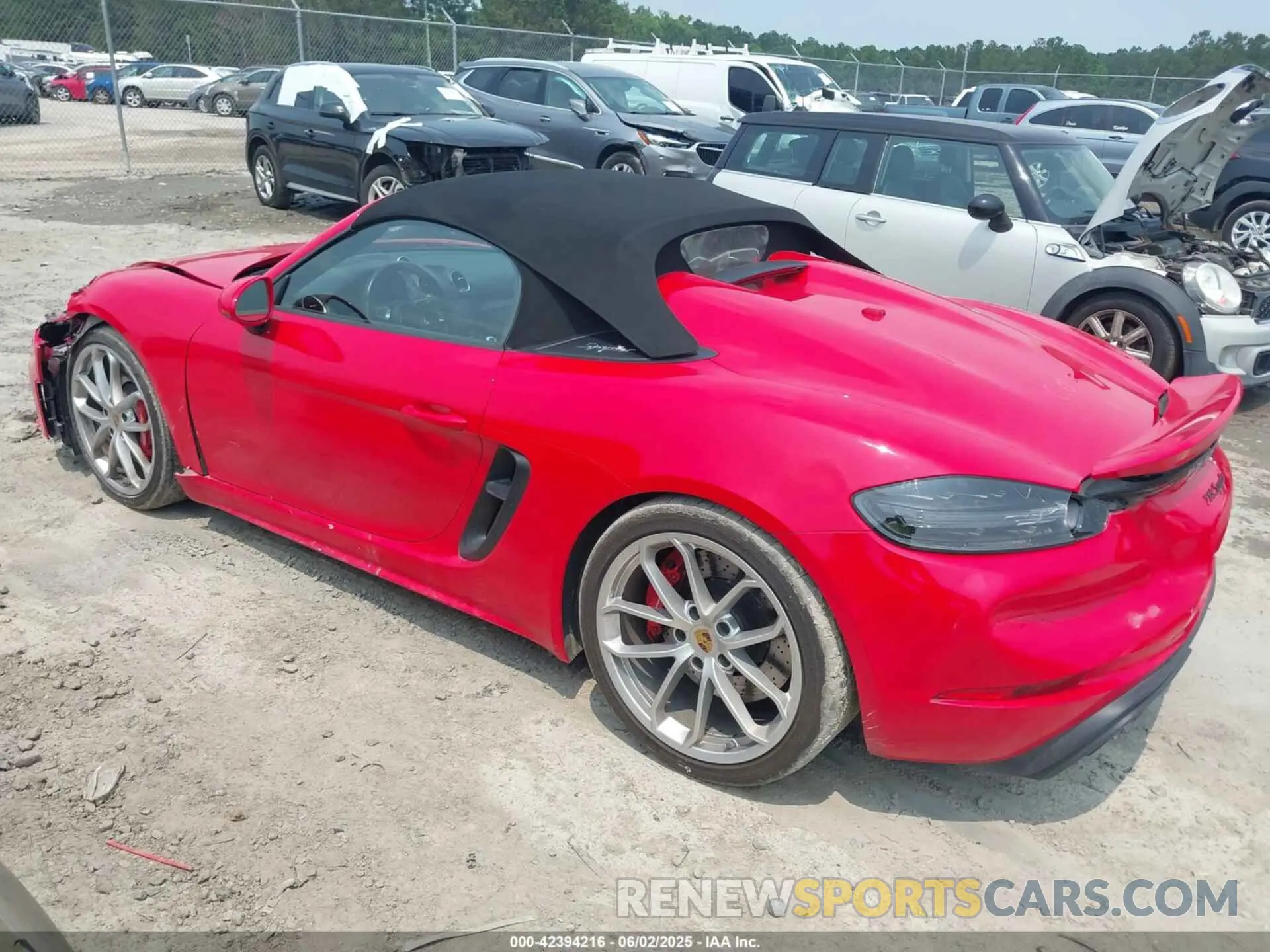 3 Photograph of a damaged car WP0CC2A80LS240291 PORSCHE 718 SPYDER 2020