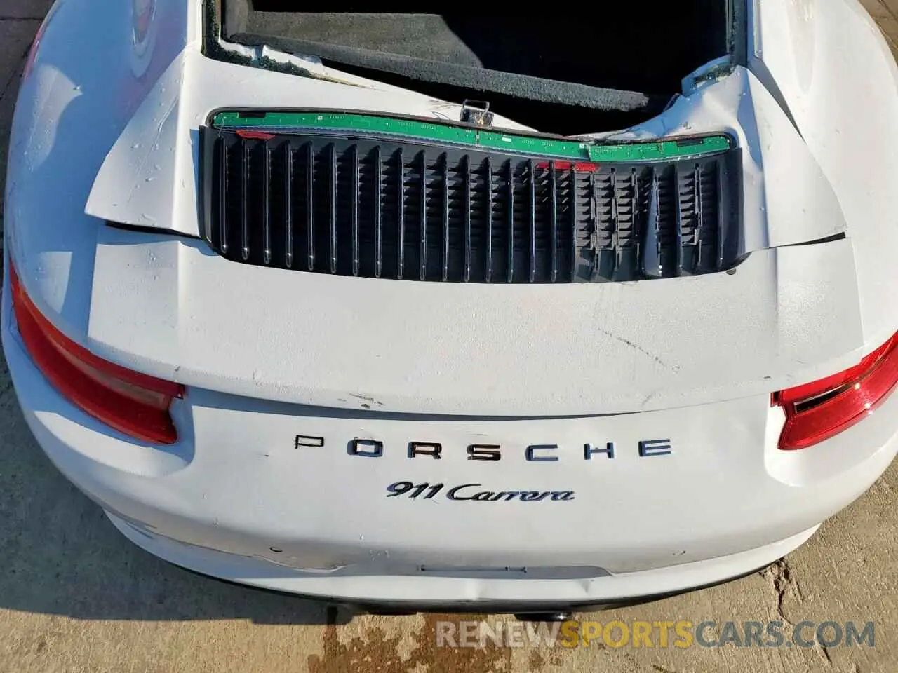 11 Photograph of a damaged car WP0AA2A90KS104215 PORSCHE 911 2019
