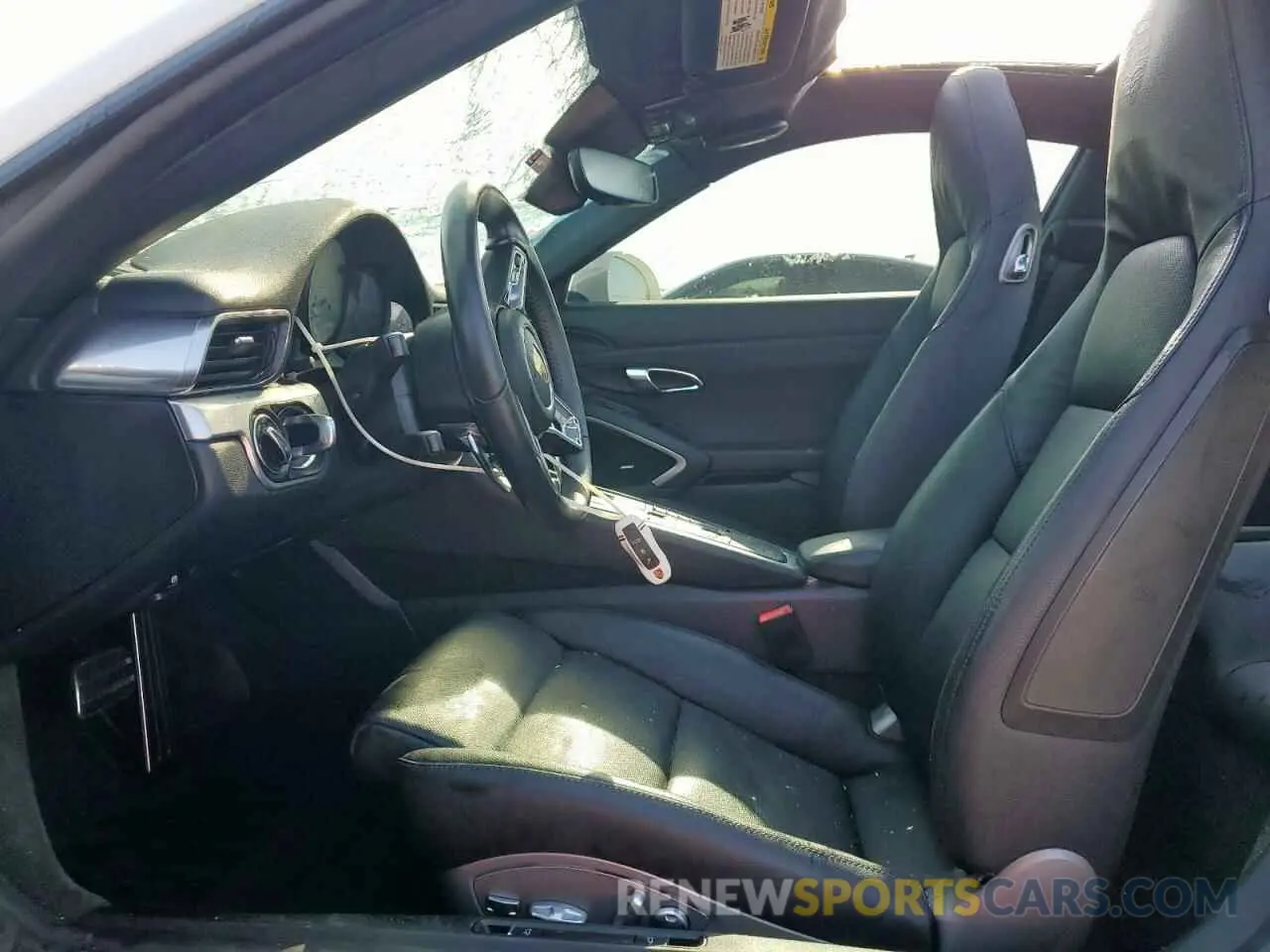 7 Photograph of a damaged car WP0AA2A90KS104215 PORSCHE 911 2019