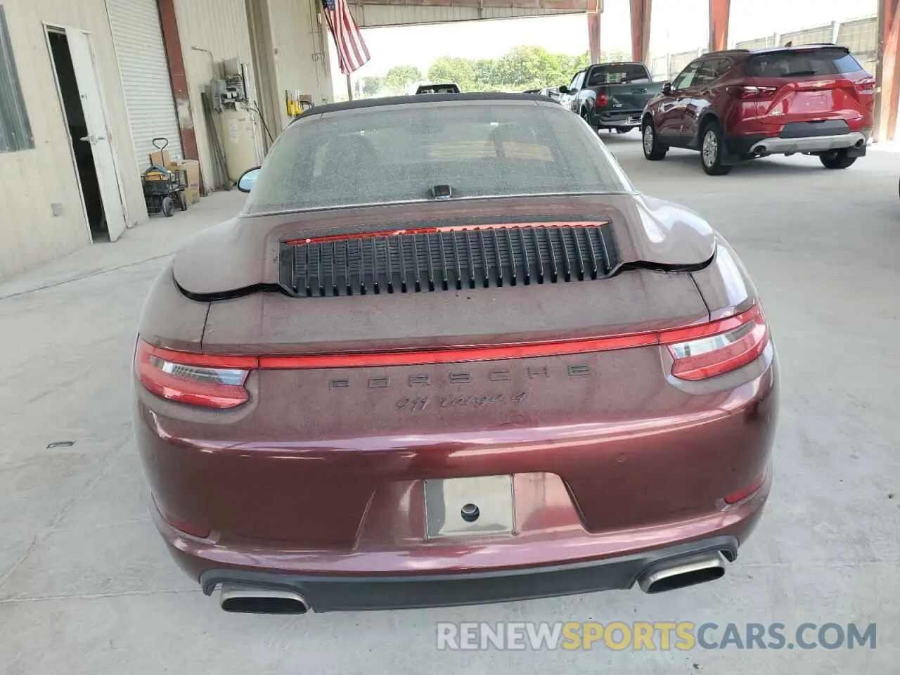 6 Photograph of a damaged car WP0BA2A90KS120144 PORSCHE 911 2019