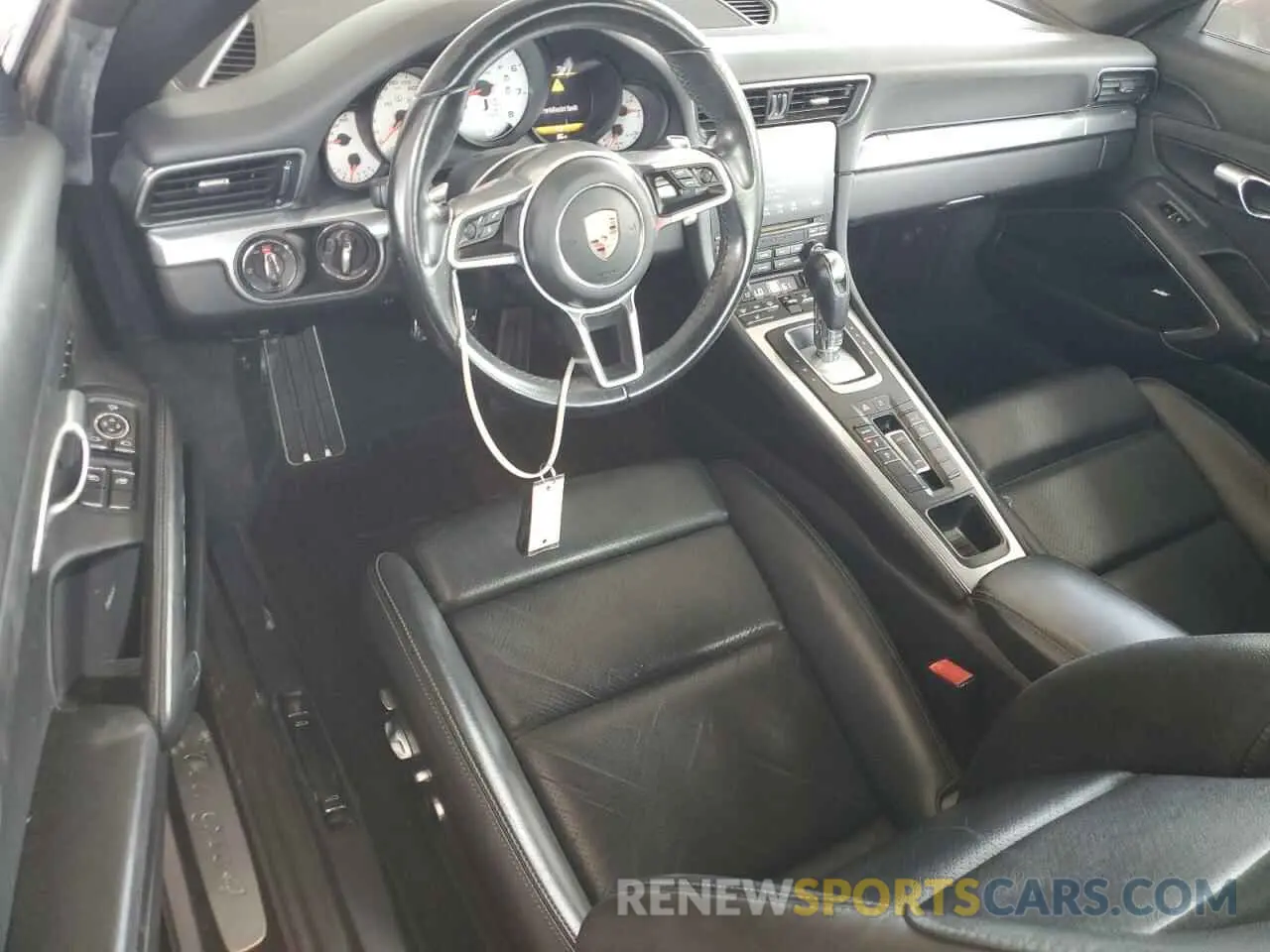 8 Photograph of a damaged car WP0BA2A90KS120144 PORSCHE 911 2019