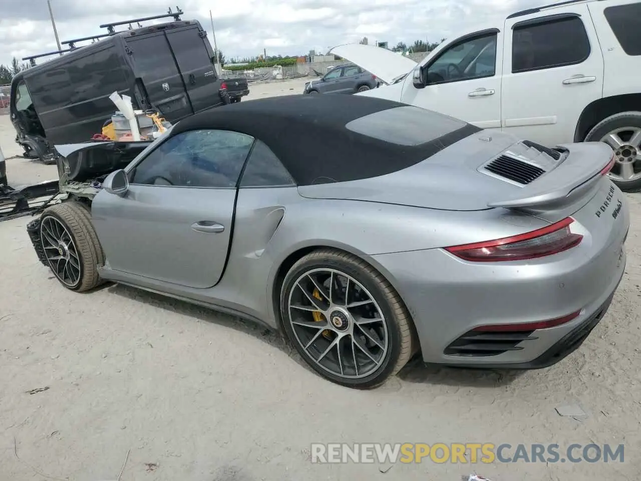 2 Фотография поврежденного автомобиля WP0CD2A99KS144244 PORSCHE 911 2019