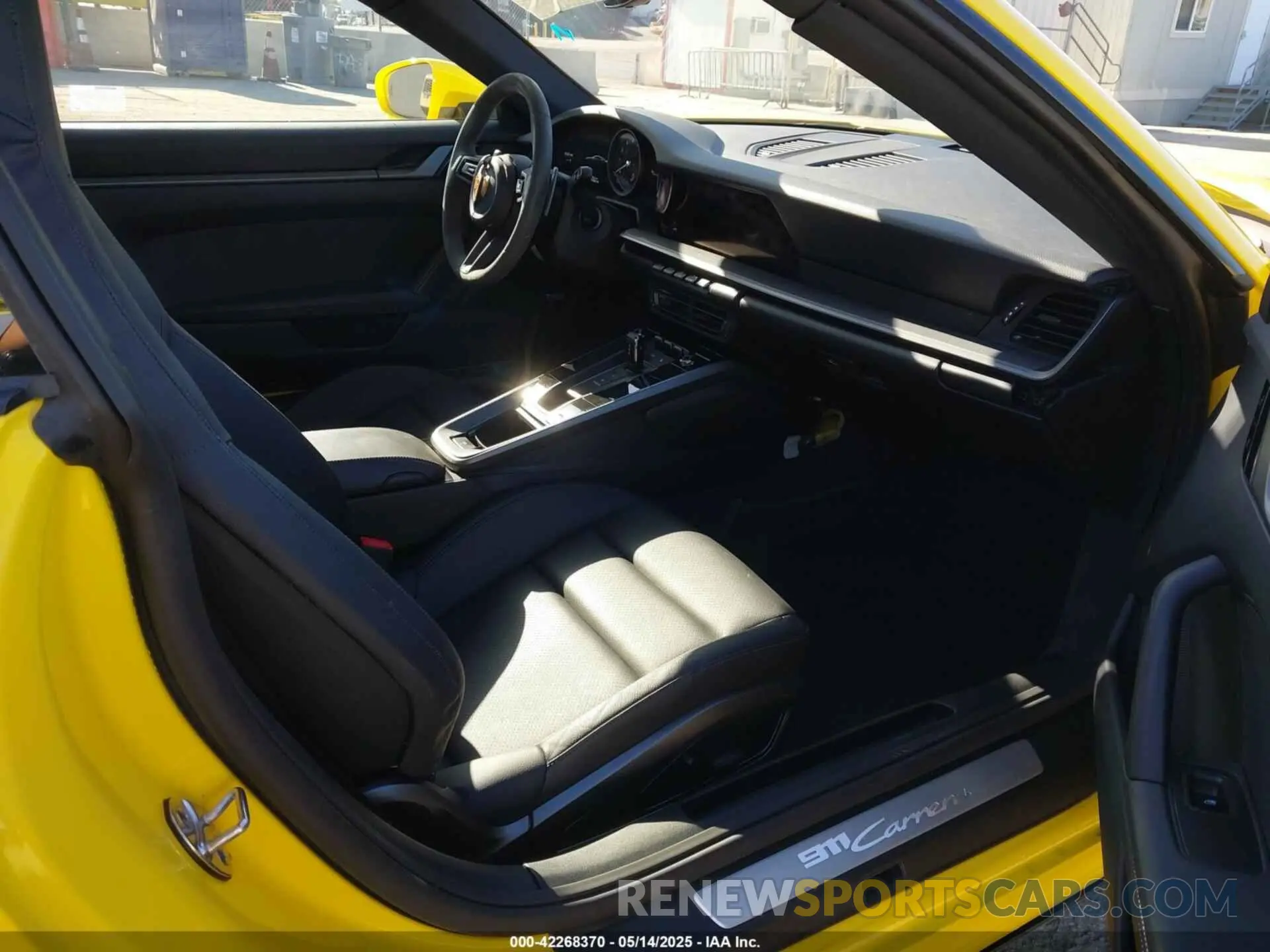 5 Photograph of a damaged car WP0AA2A94LS206182 PORSCHE 911 2020