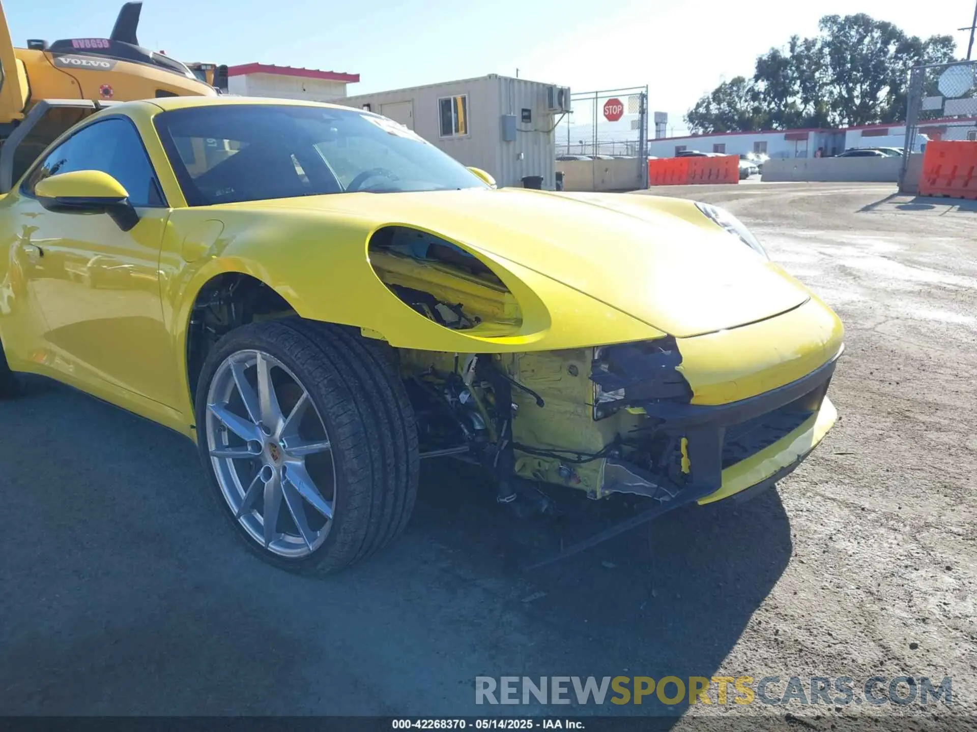 6 Photograph of a damaged car WP0AA2A94LS206182 PORSCHE 911 2020