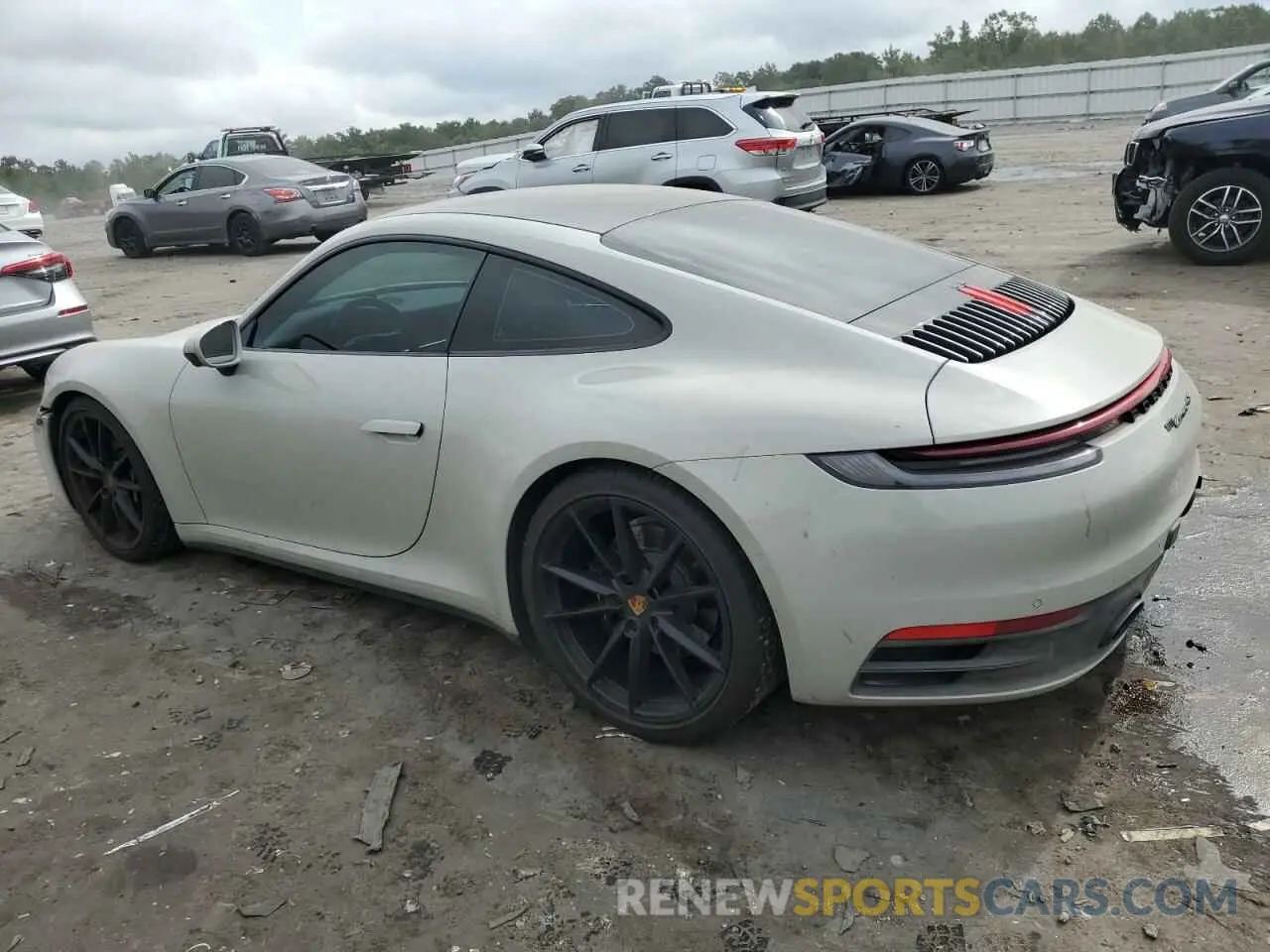 2 Фотография поврежденного автомобиля WP0AB2A96LS228150 PORSCHE 911 2020