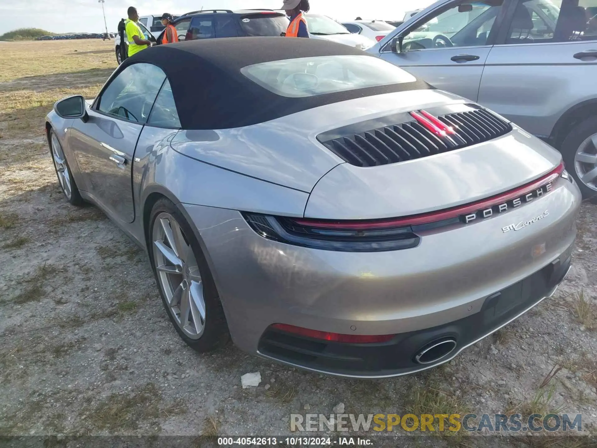 3 Фотография поврежденного автомобиля WP0CB2A90LS263274 PORSCHE 911 2020